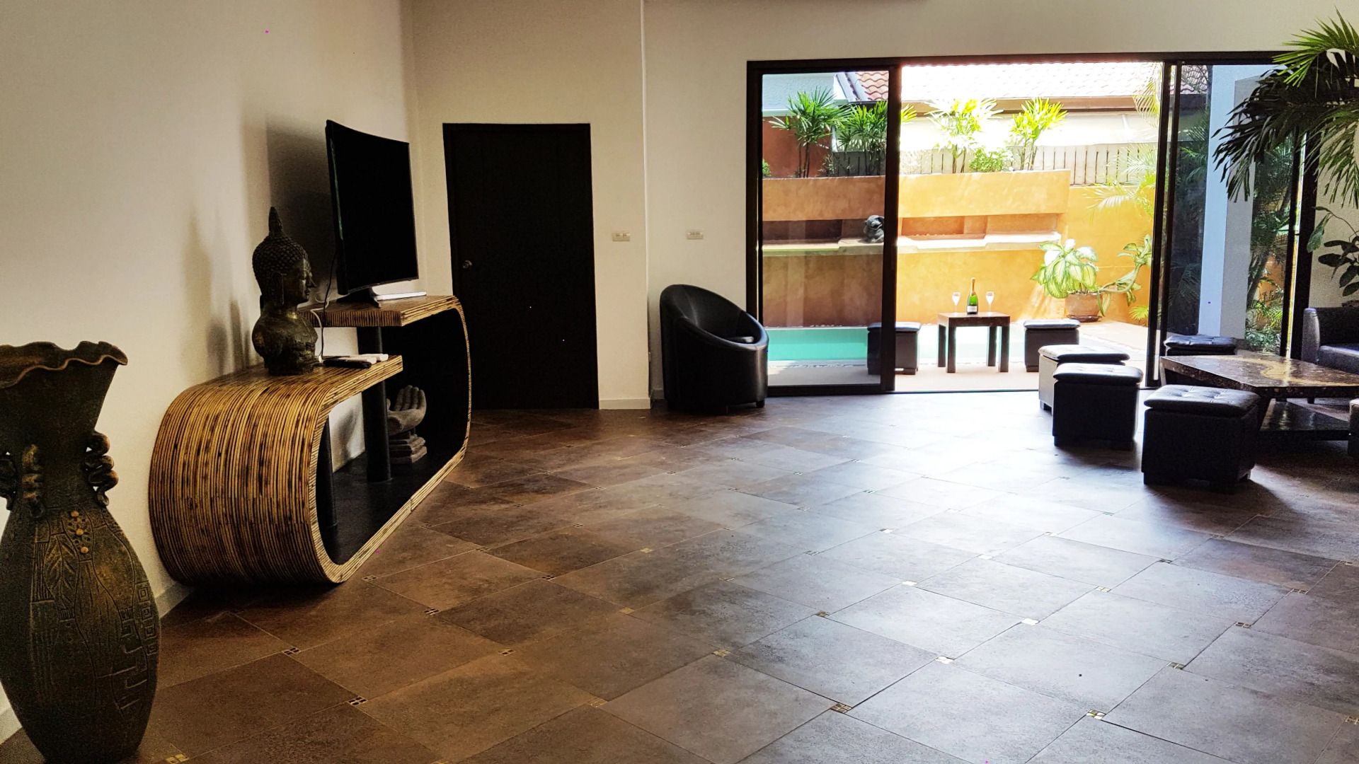 Вилла Hideland - The Luxurious Tropical Villa - Pattaya Jomtien