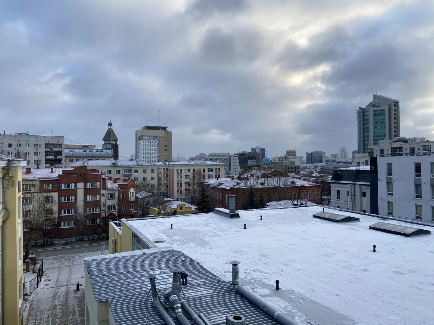 Отель Эмеральд