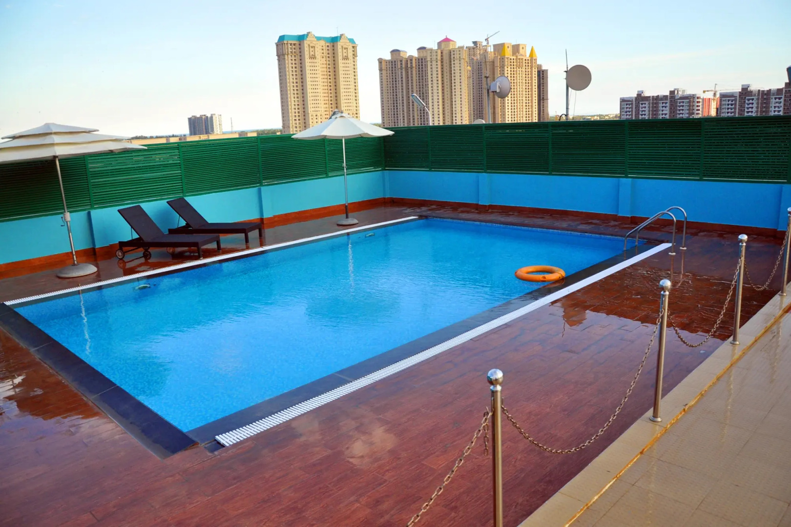 Отель Gokulam Park Sabari OMR