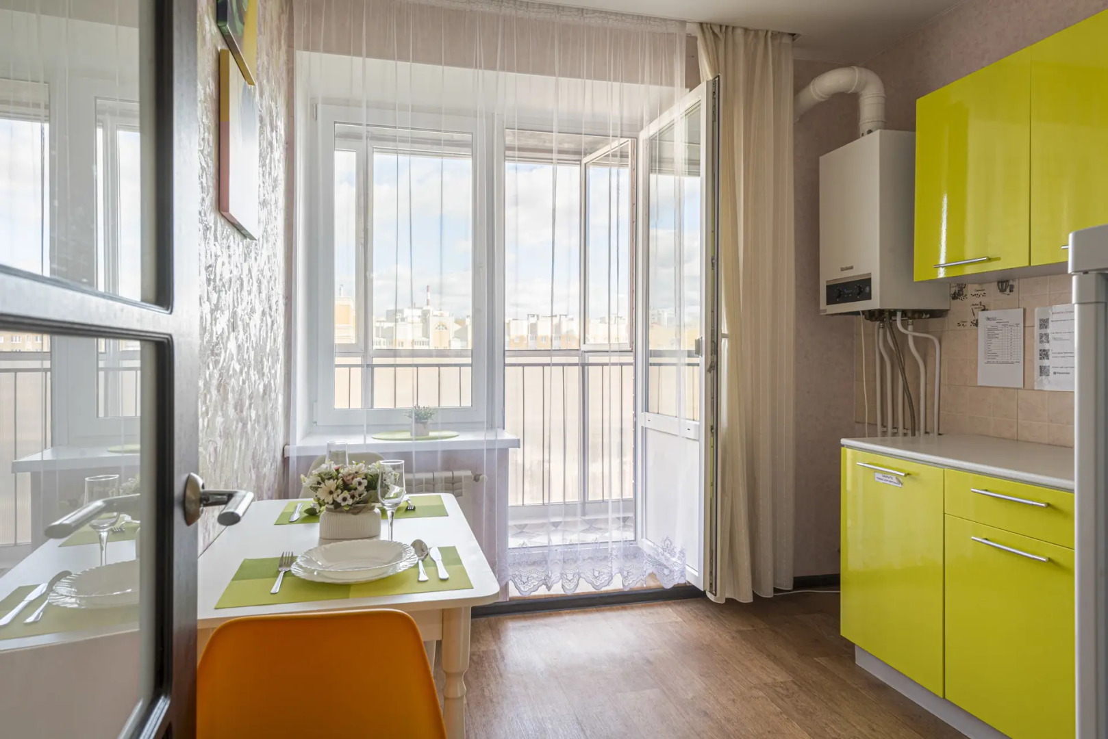 Квартира 1-к в центре на Н.Смирнова 6 от RentAp, 4 сп.места