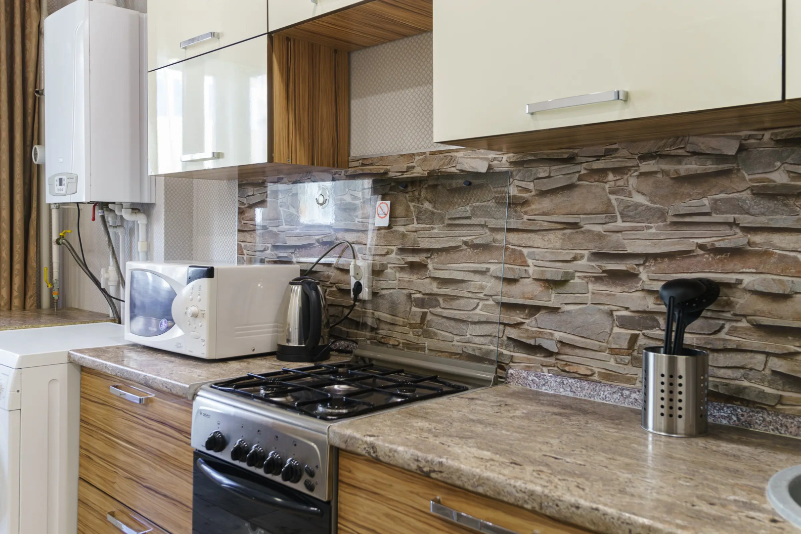 Квартира комфоpтнaя в новостpойкe для рaботы и отдыхa.