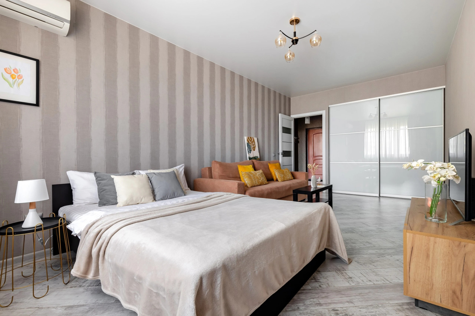 Квартира Садовая 161/2