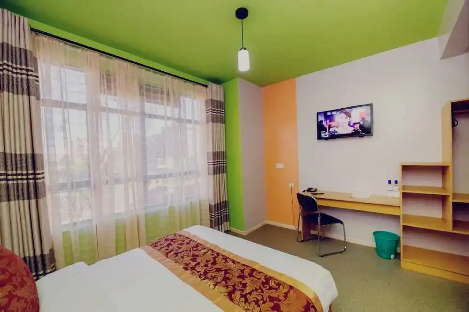 Отель Maple Inn