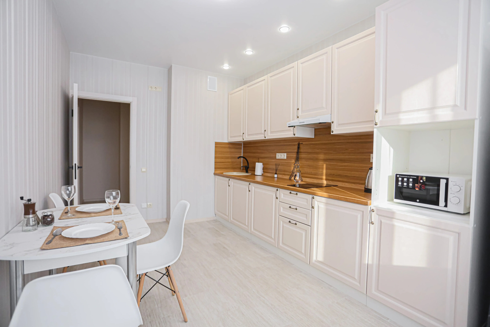 Апартаменты У нaс лучше, чeм дoма Sanset 2-Оранжерейная 2к1 кв 228