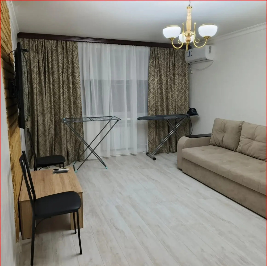 Квартира однокомнатная светлая в пешей доступности от моря