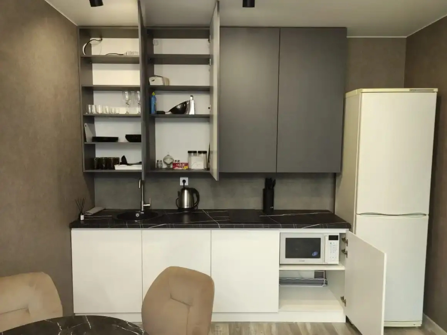 Квартира Дизайнерская Евродвушка