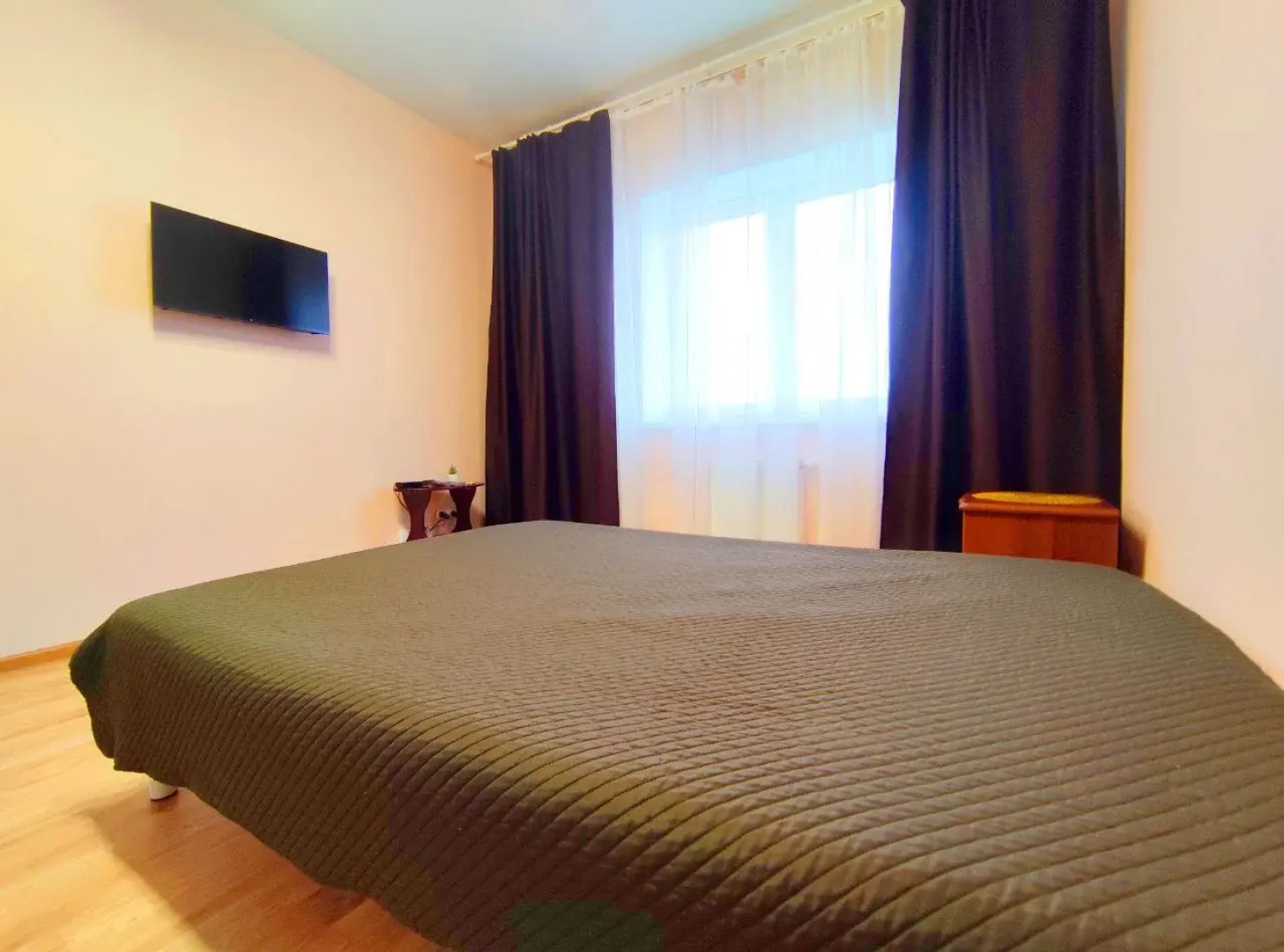 Квартира Отличная Однокомнатная Квартира с Удобным Расположением и Ярмаркой