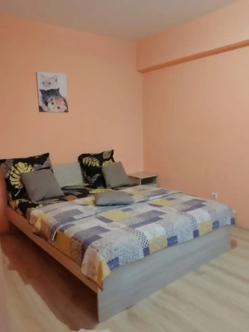 Студия на Улице Полины Осипенко 13