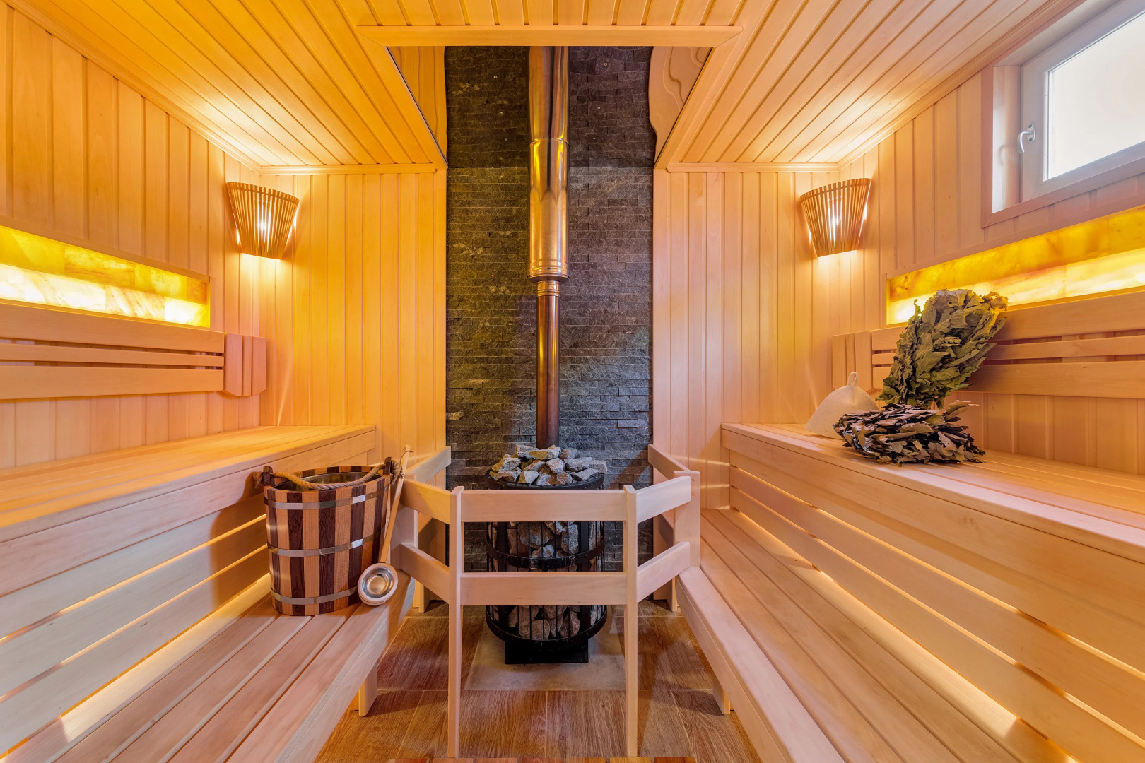 Отель Атлас