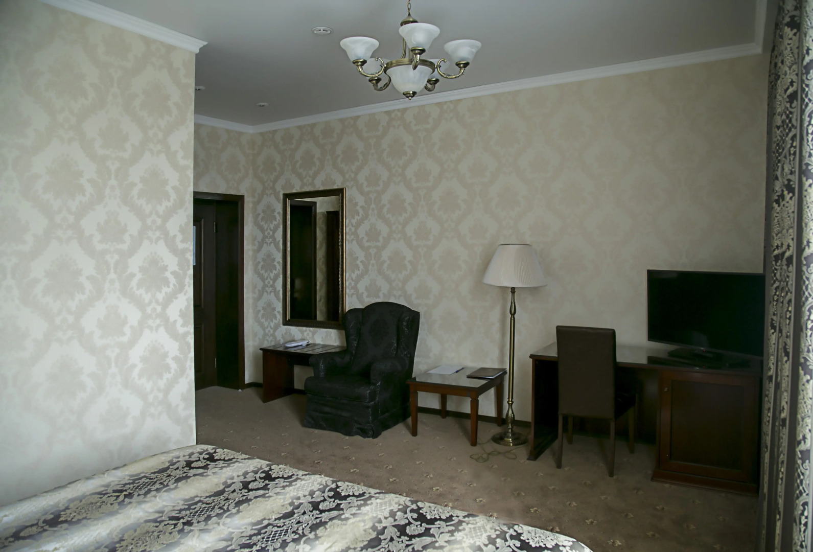 Отель Форум