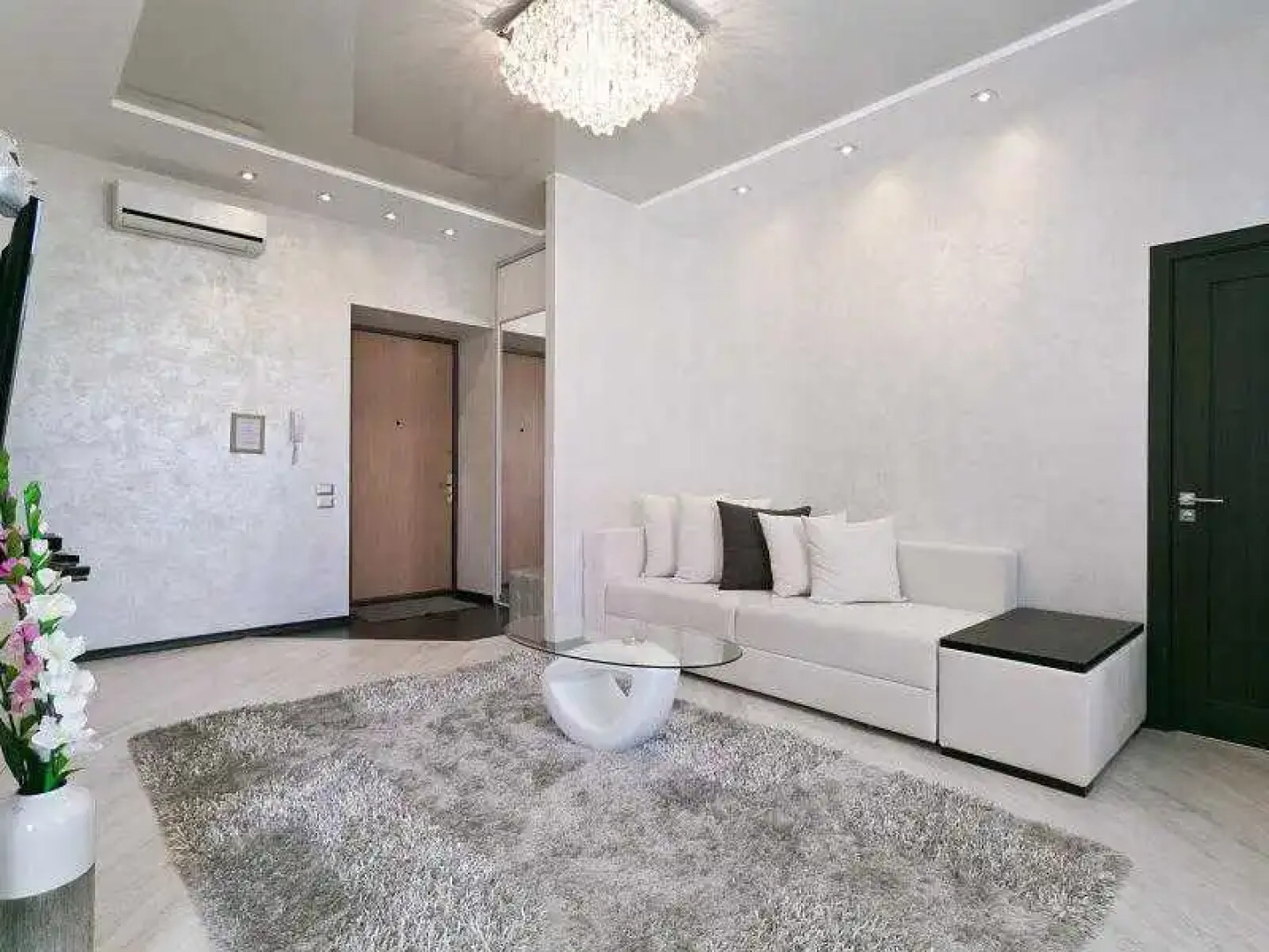 Апартаменты Minsklux Энгельса 12