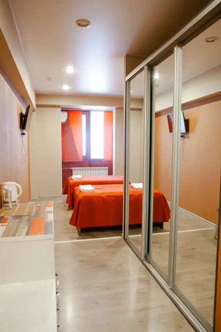 Отель Веста