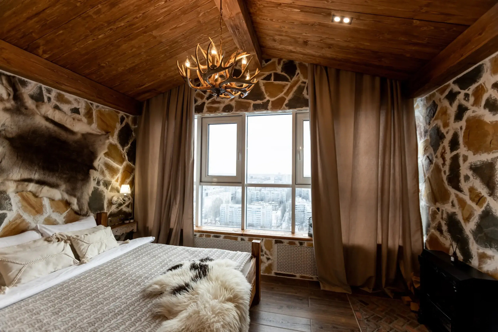 Апартаменты Атмосфера Шале с Видом на весь Город