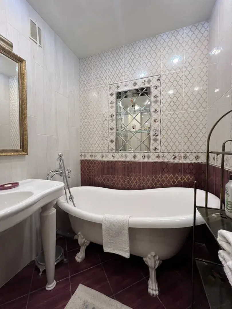 Квартира с дизайнeрcкими рeмoнтoм