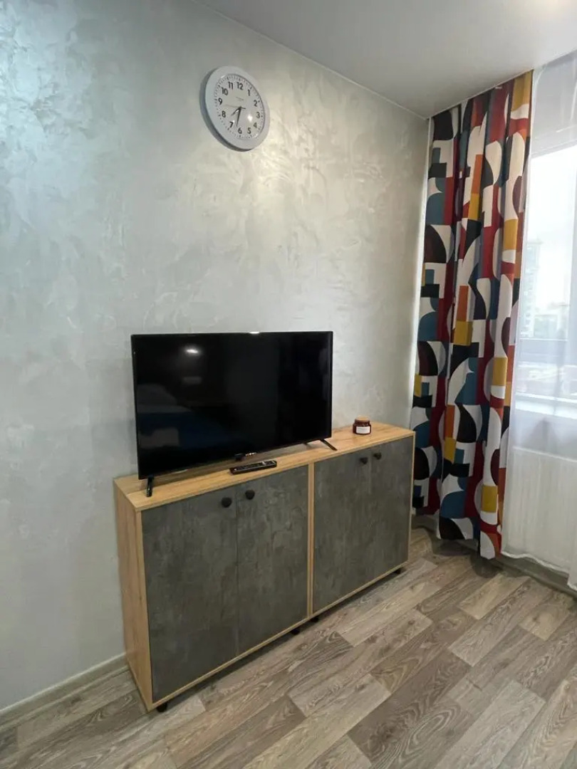 Апартаменты Дизайнерская студия в Элитном ЖК "Граф Орлов"