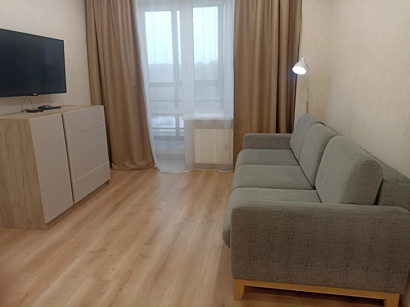 Квартира Комфорт для Успеха с Видом на Лес