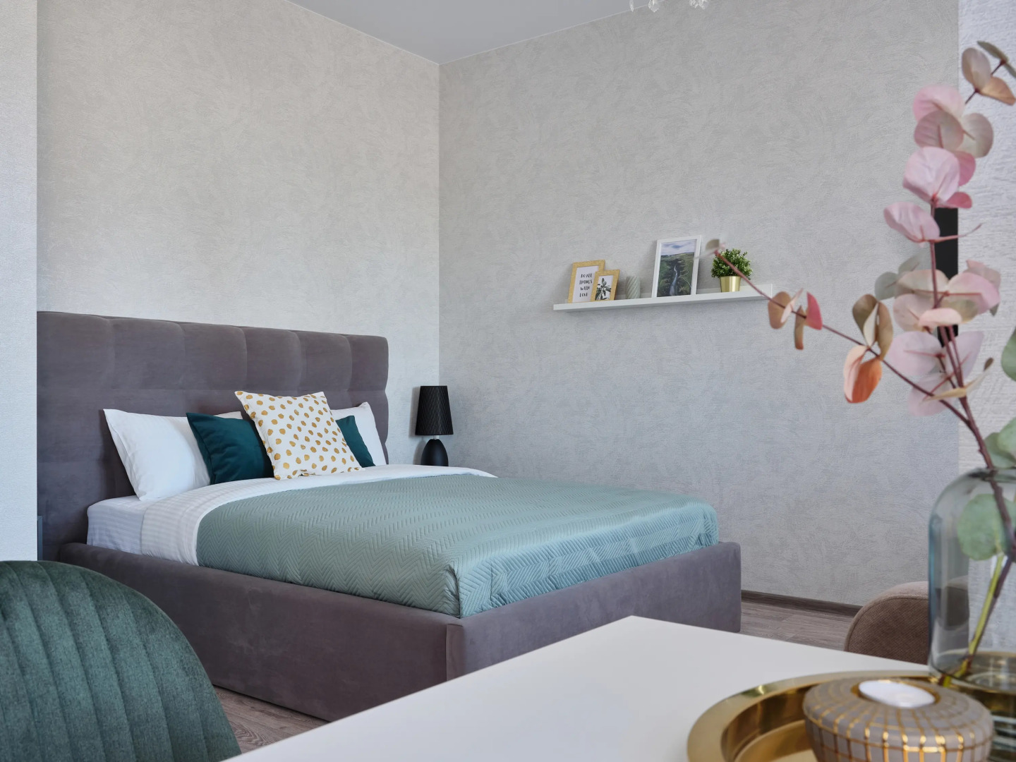 Апартаменты Deep Green Studio