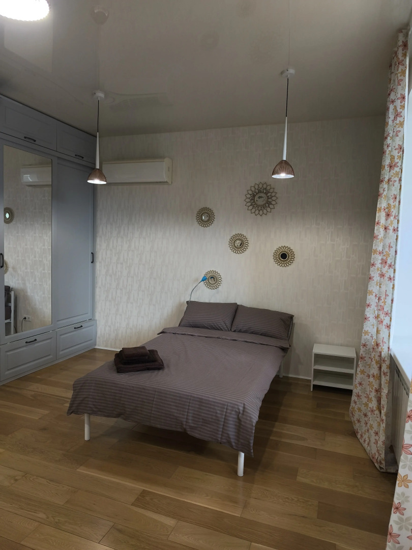 Квартира просторная на Богдана Хмельницкого