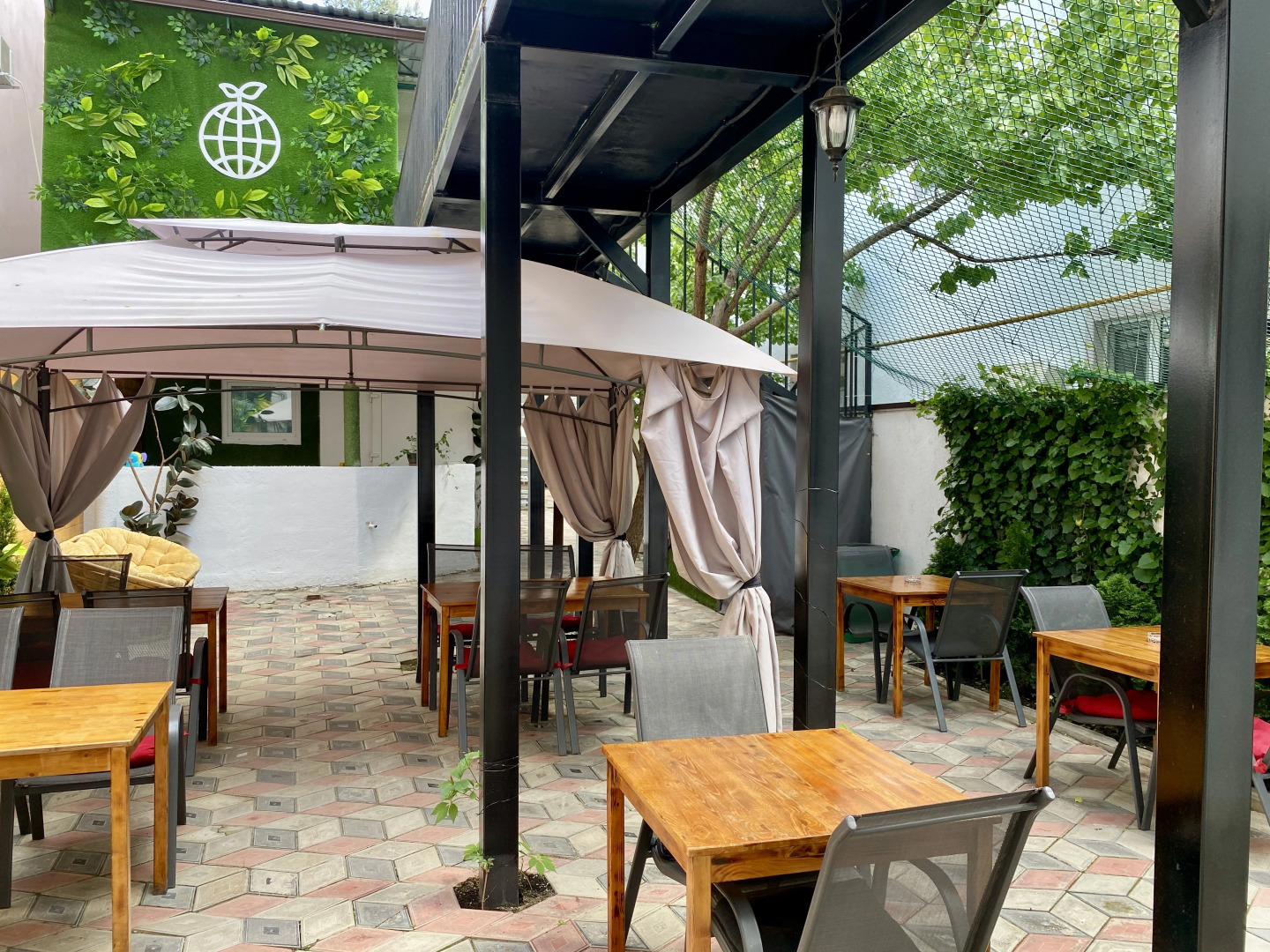 Гостевой дом Green Wall