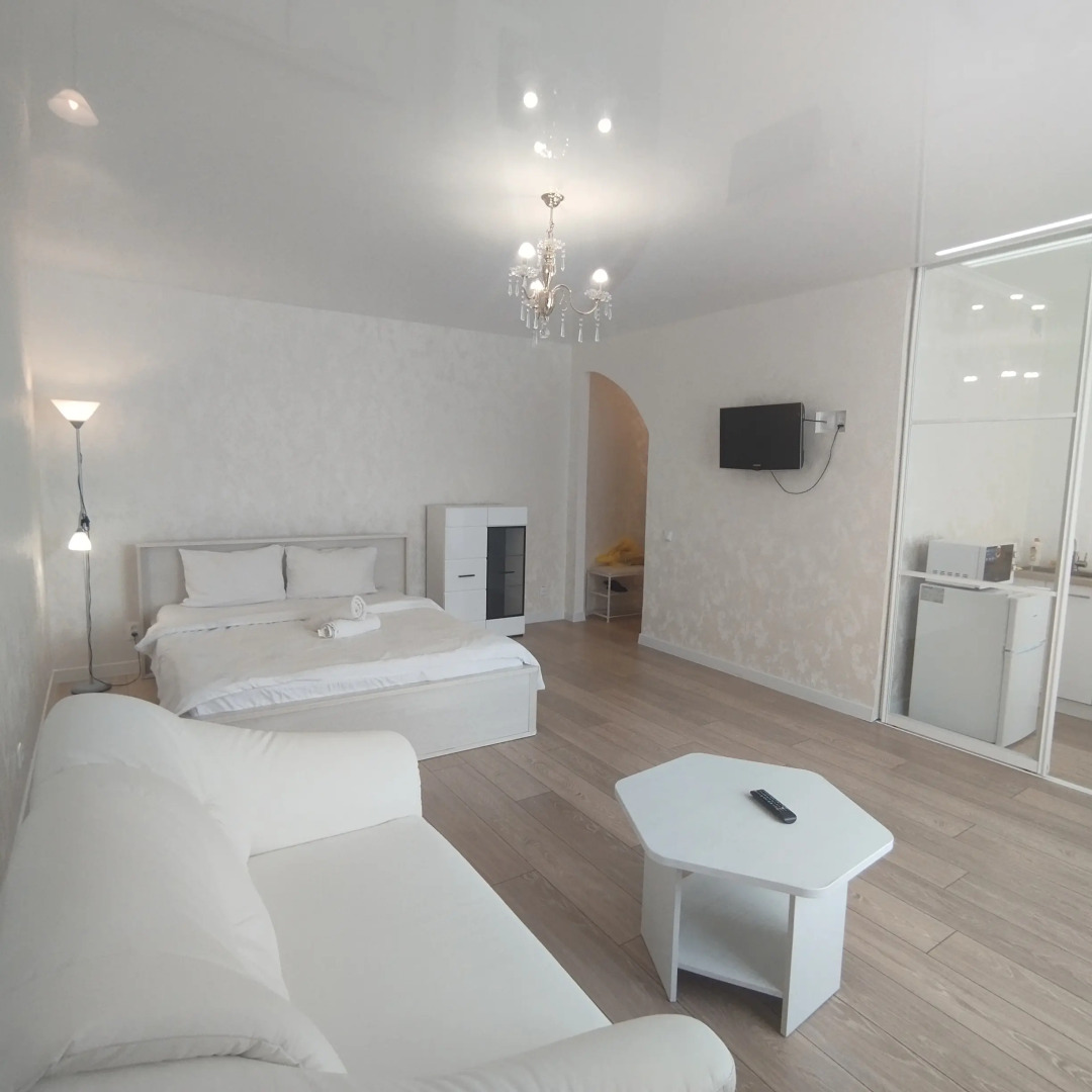 Квартира У главной площади Победы