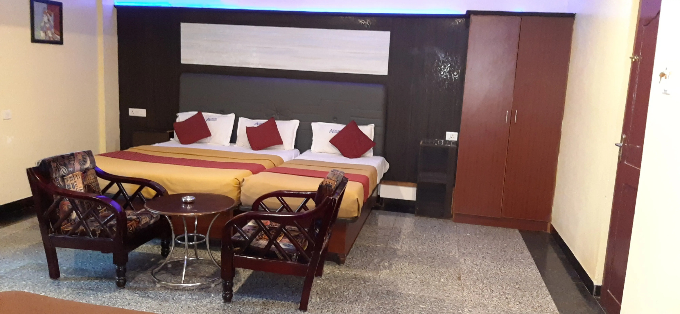 Отель Aakash Residency