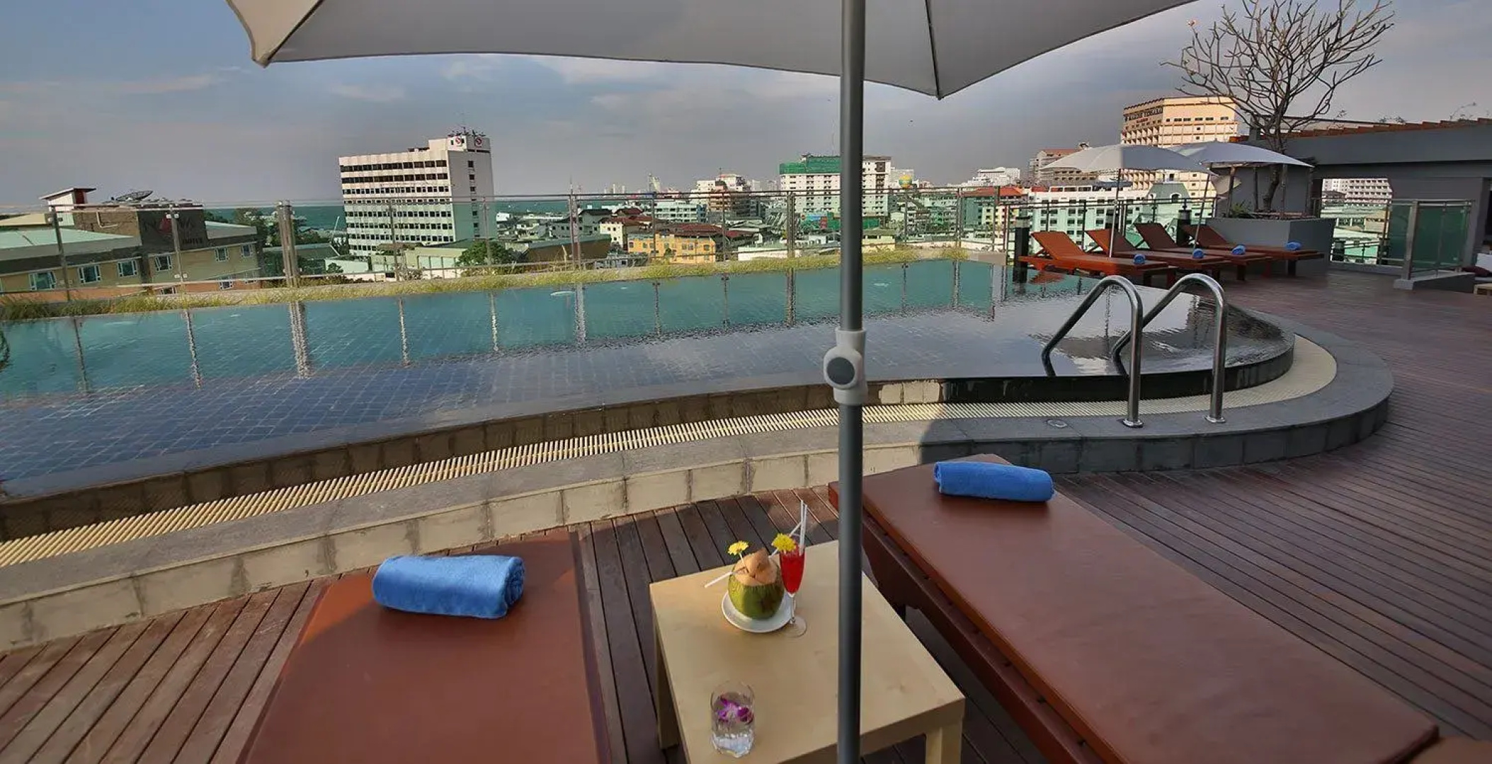 The Sun Xclusive Hotel