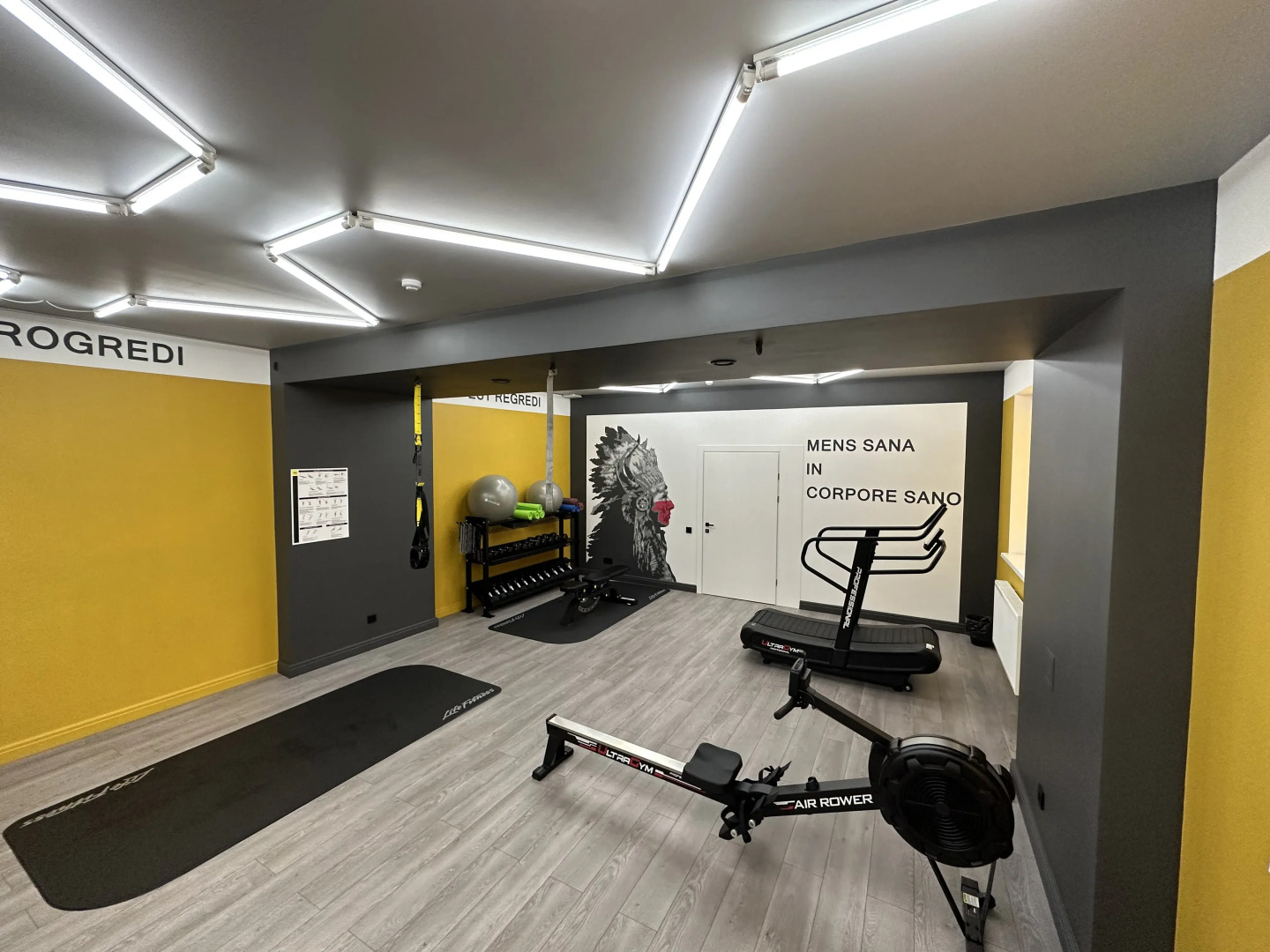 Отель Туристический комплекс Фрайдей Центр