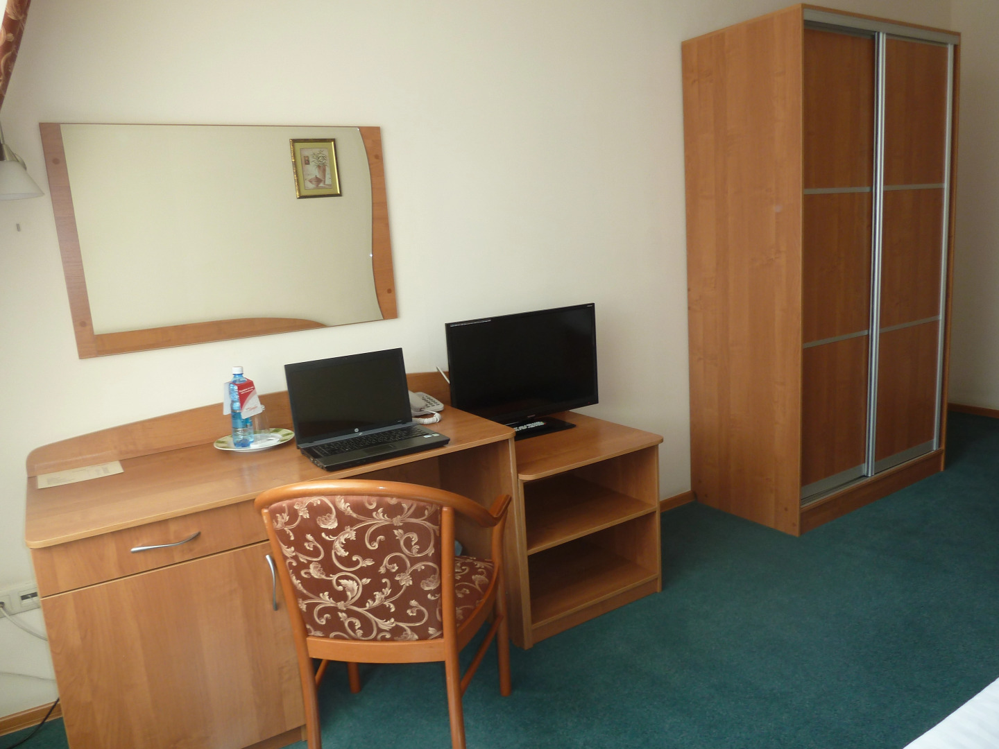 Отель Колибри