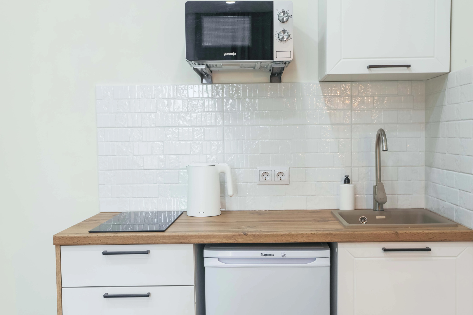 Апартаменты Оазис возле аэропорта на 2 гостя