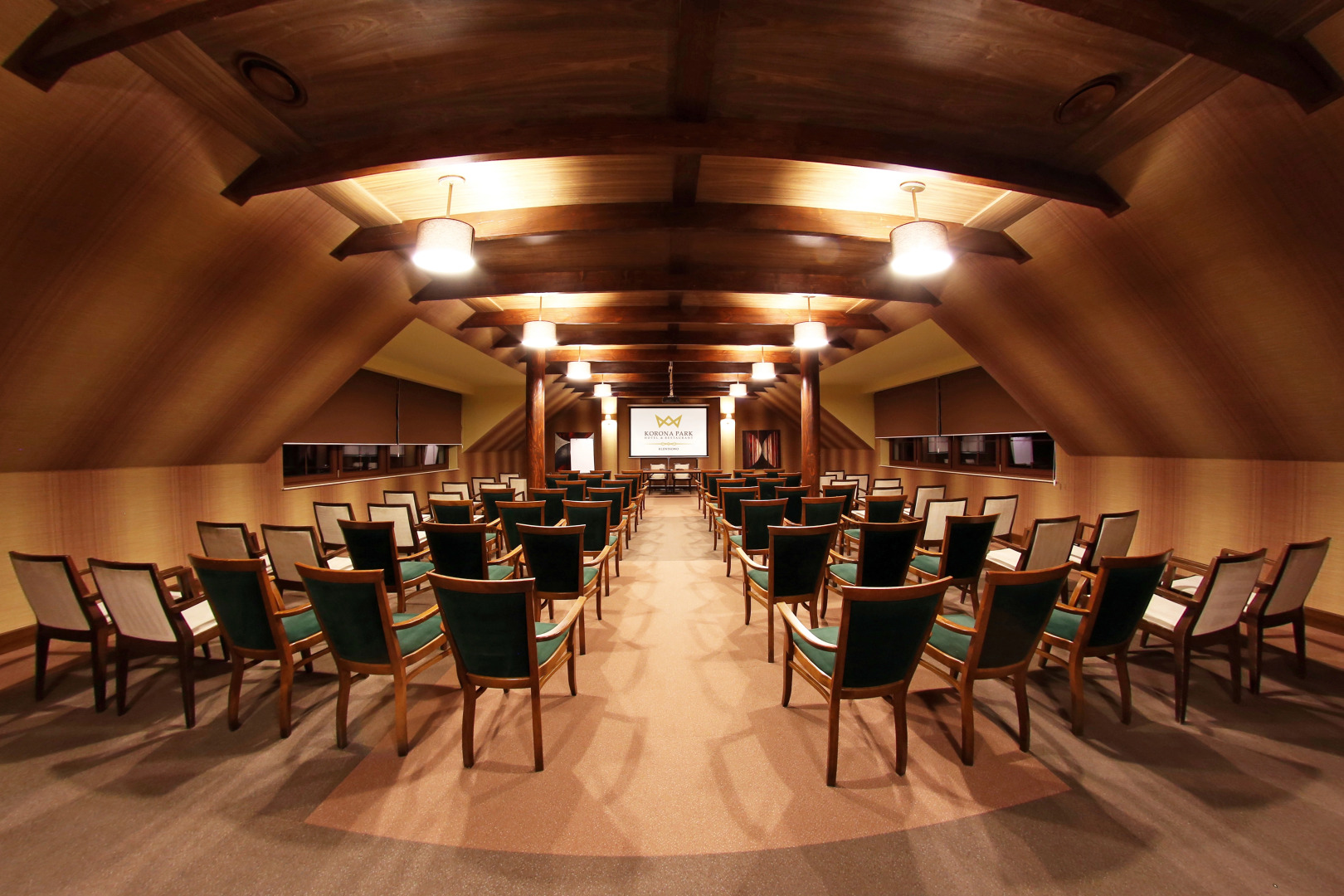 Отель Korona Park Klewinowo