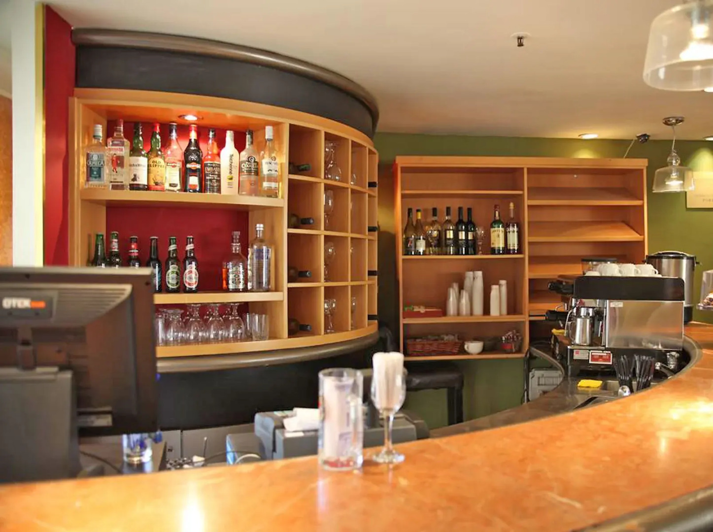 Отель Jerusalem Gardens Hotel & Spa