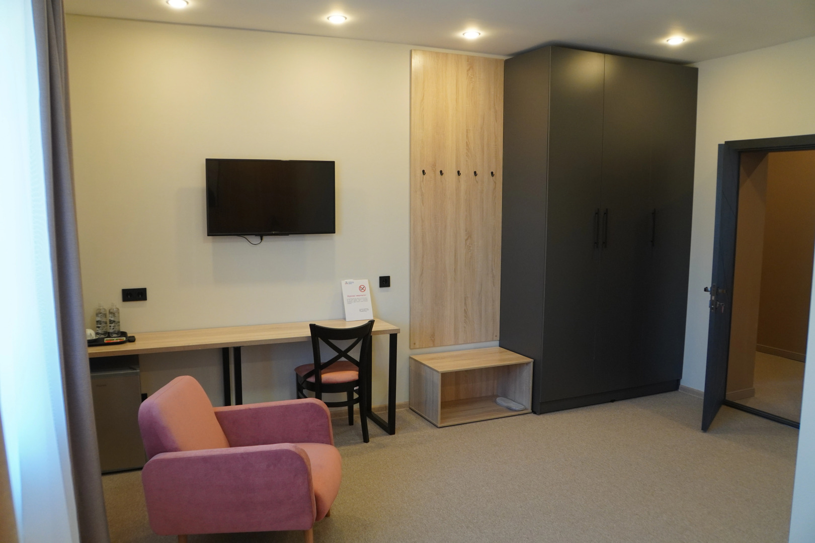 Отель Базовый Лагерь Снежный Поток