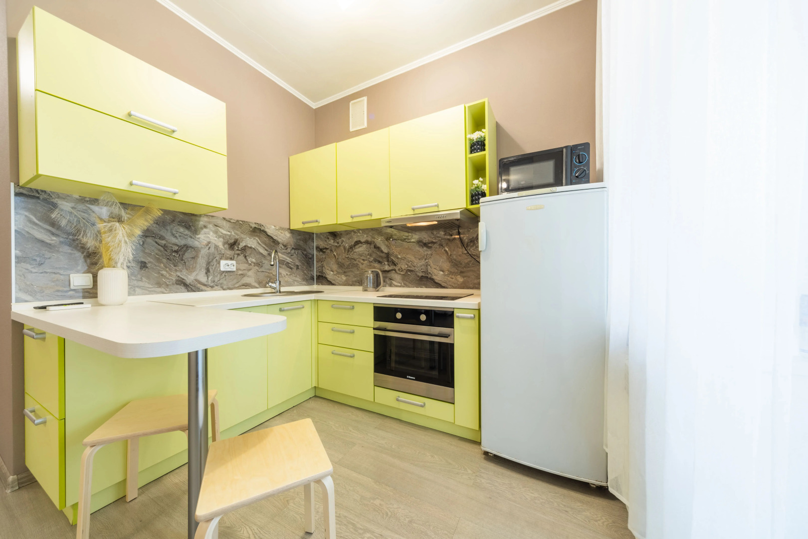 Апартаменты ДОМИНО Рядом с ТЦ