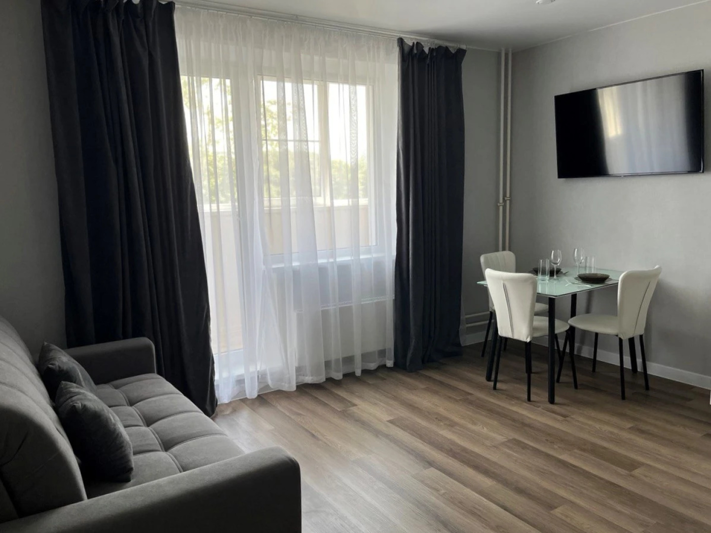 Квартира в центре города на берегу реки