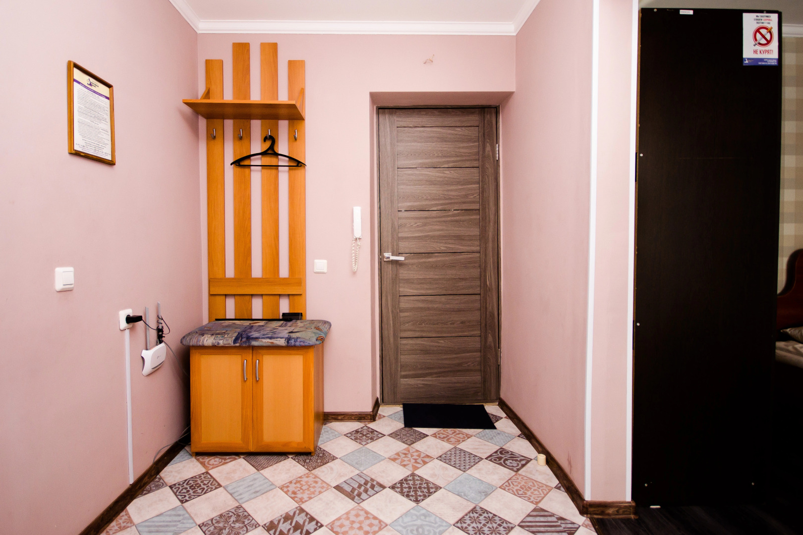 Апартаменты Квартирный Вопрос на Строителей 8