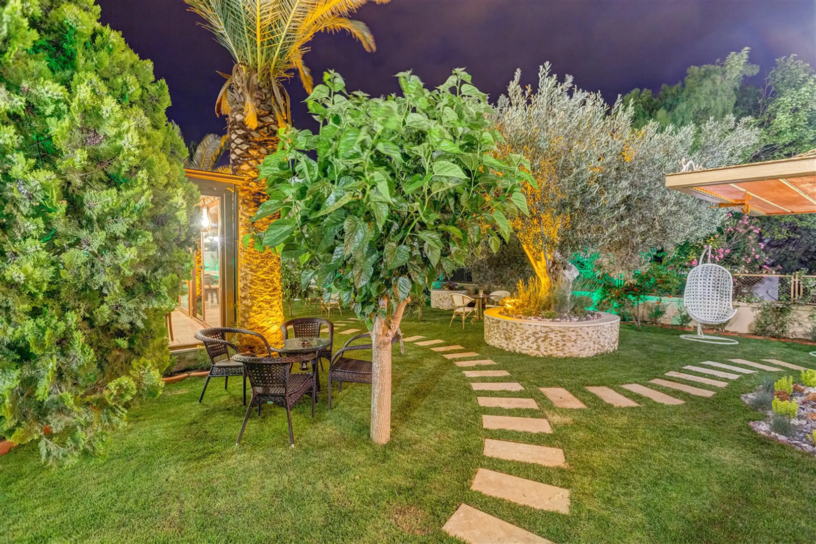 Cunda Özerbey Konaği - +13 Adults Only