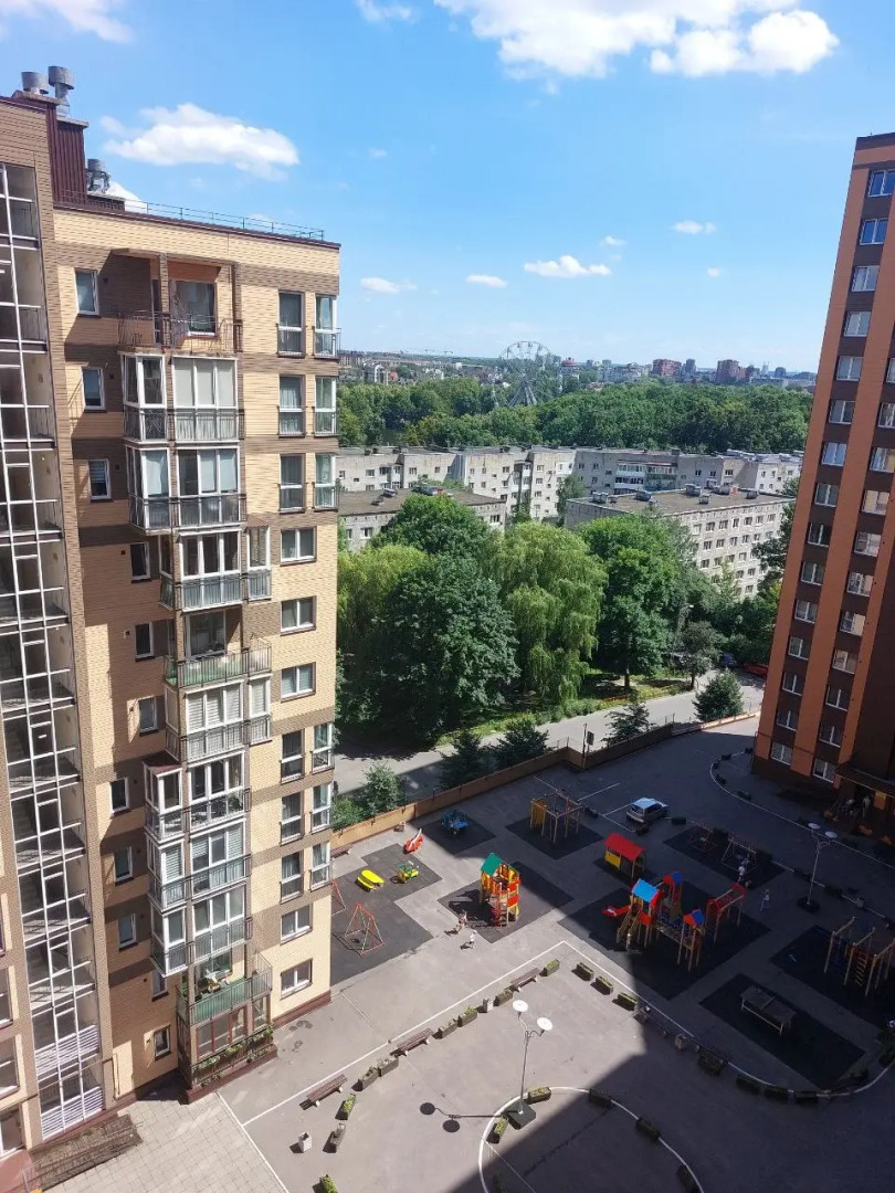 Апартаменты J&S Apartment