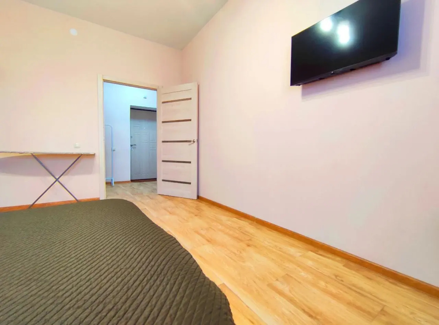 Квартира Отличная Однокомнатная Квартира с Удобным Расположением и Ярмаркой