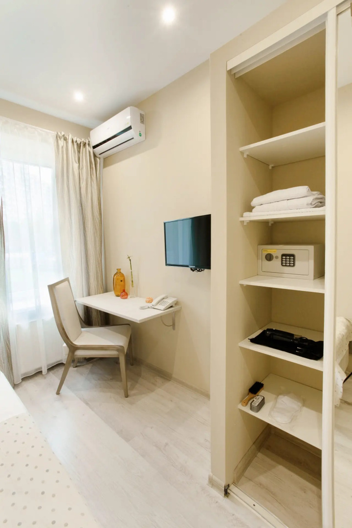 Отель Амарена