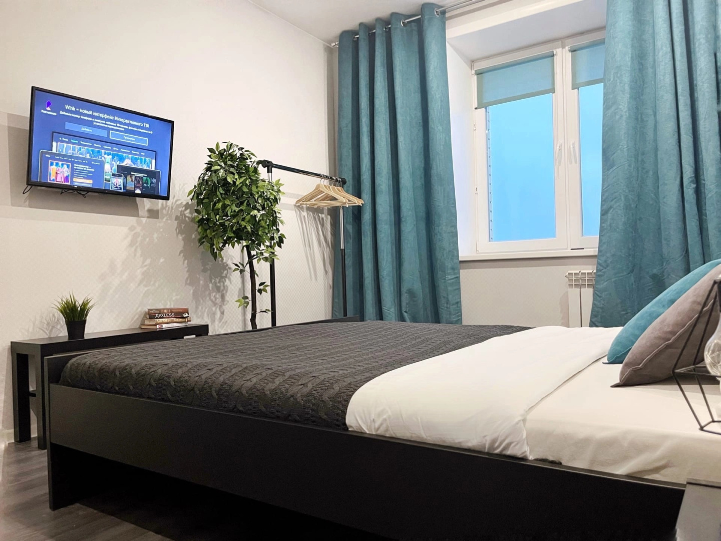 Апартаменты двухкомнатные White Sea Aparts в центре города