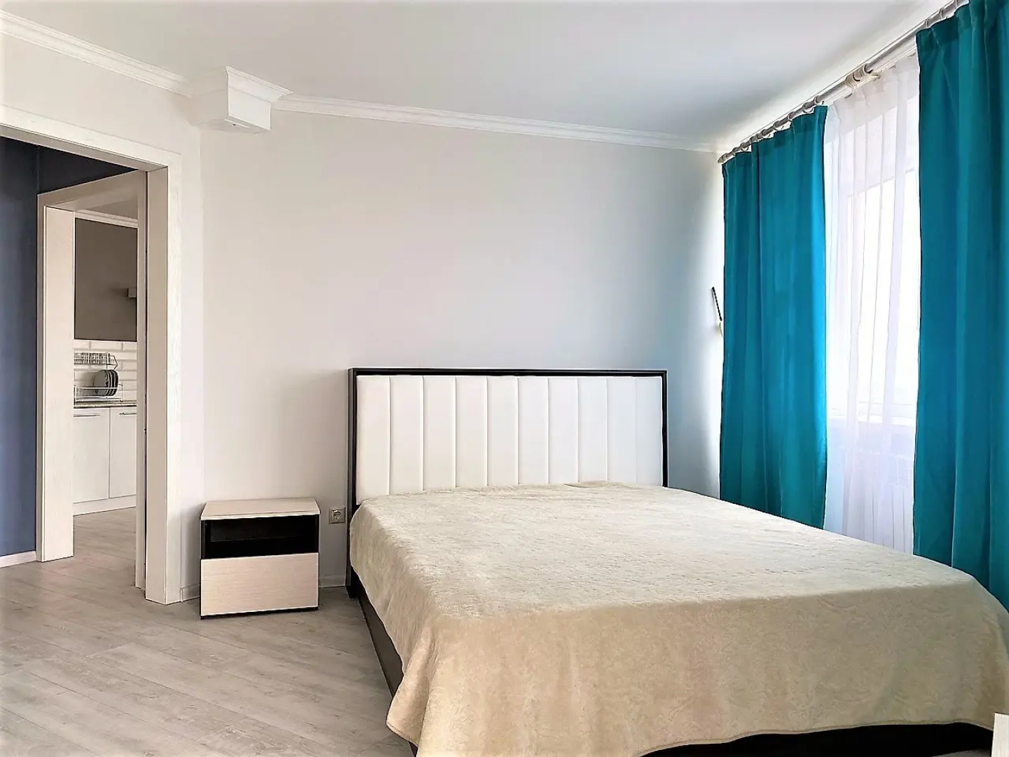 Апартаменты МЕГАПОЛИС ул. Большая Манежная 13-В-75