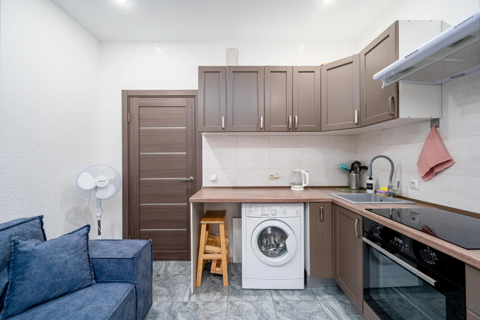 Апартаменты Однокомнатная Квартира в Шикарном Доме Премиум Класса