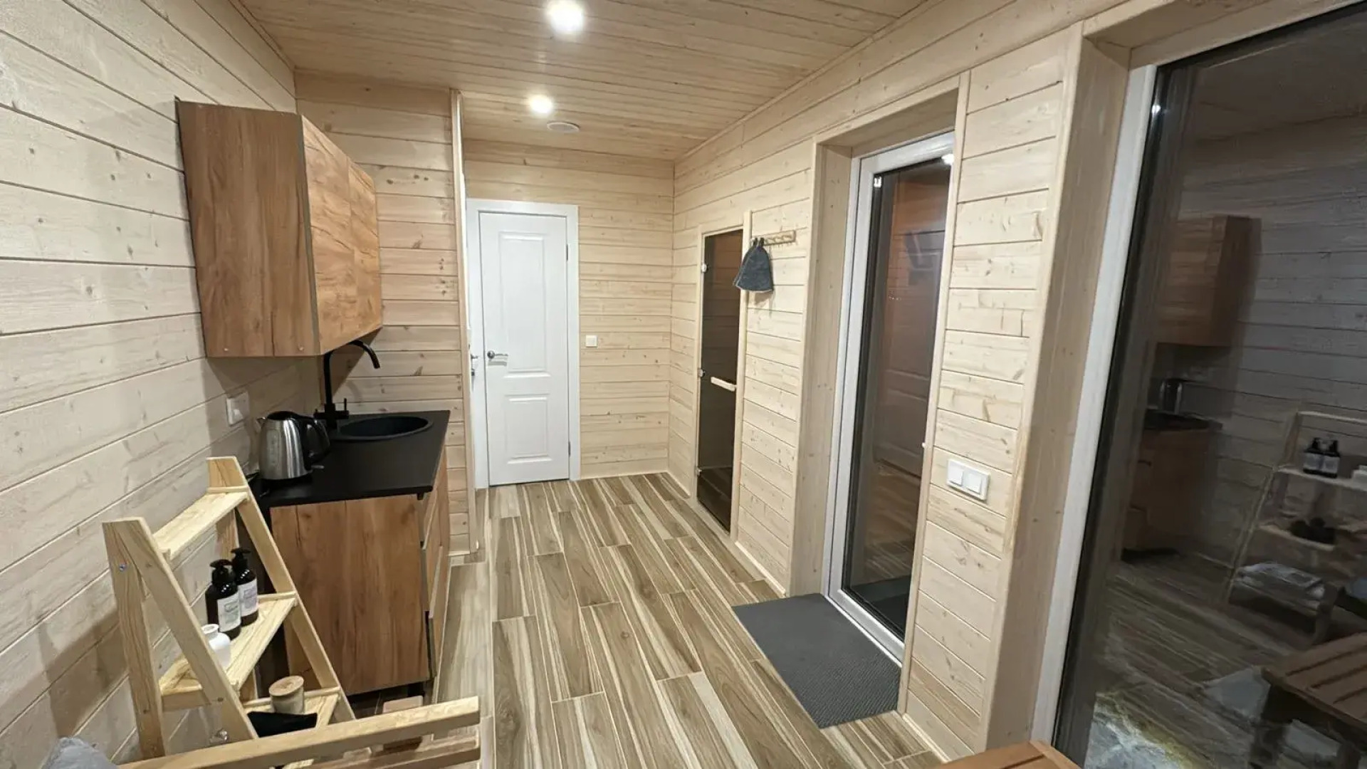 Частный дом Дом с баней, чаном и беседкой