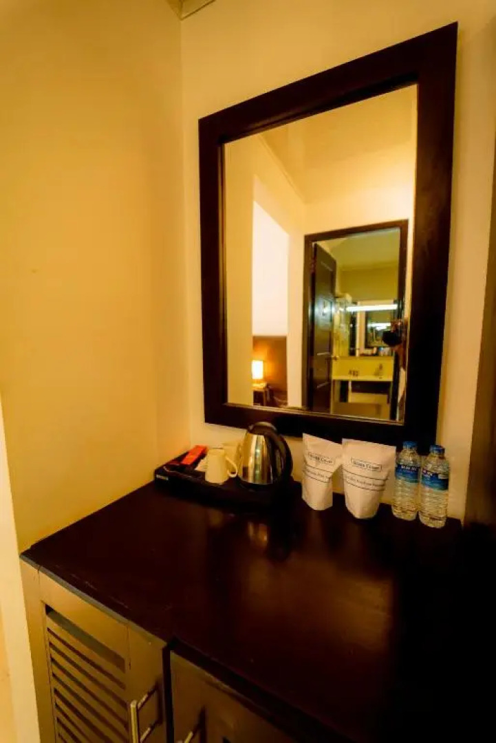 Отель Trincomalee Beach Resort & Spa