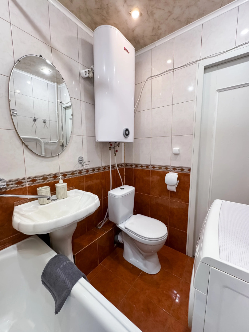 Квартира 2-комнатная на Коминтерна 22