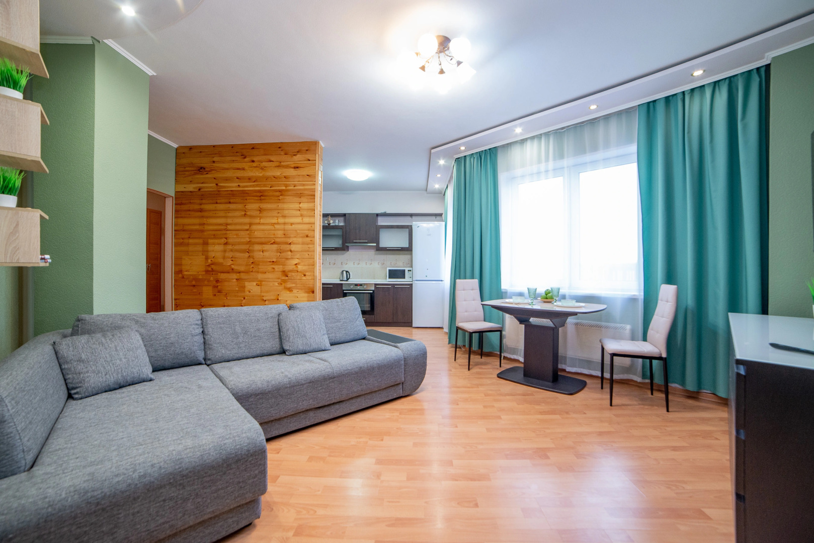 Апартаменты Бажова 68