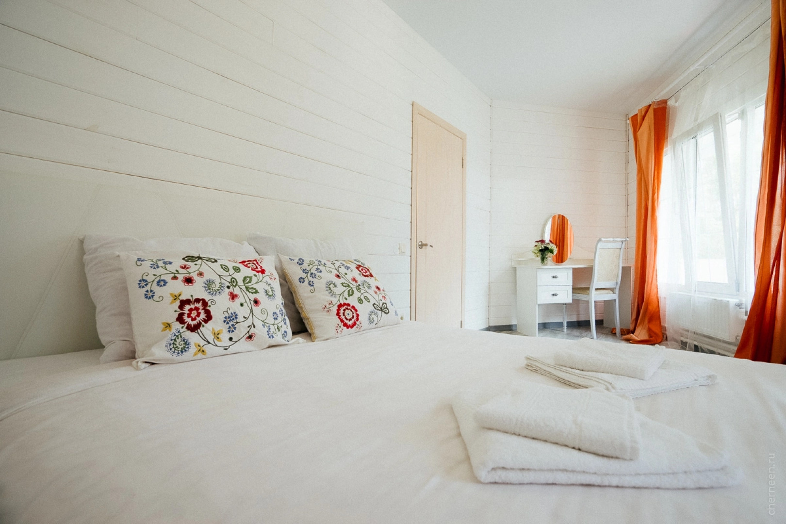 Вилла Ontario Village