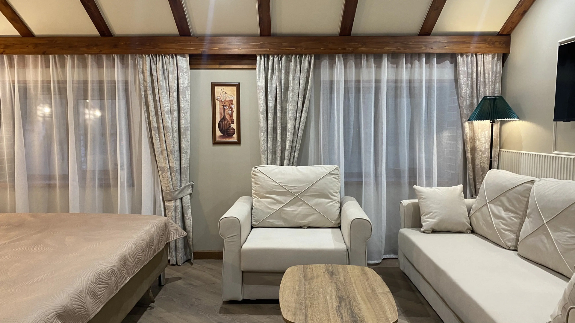 Апартаменты Вип 6 Дворик Друзей