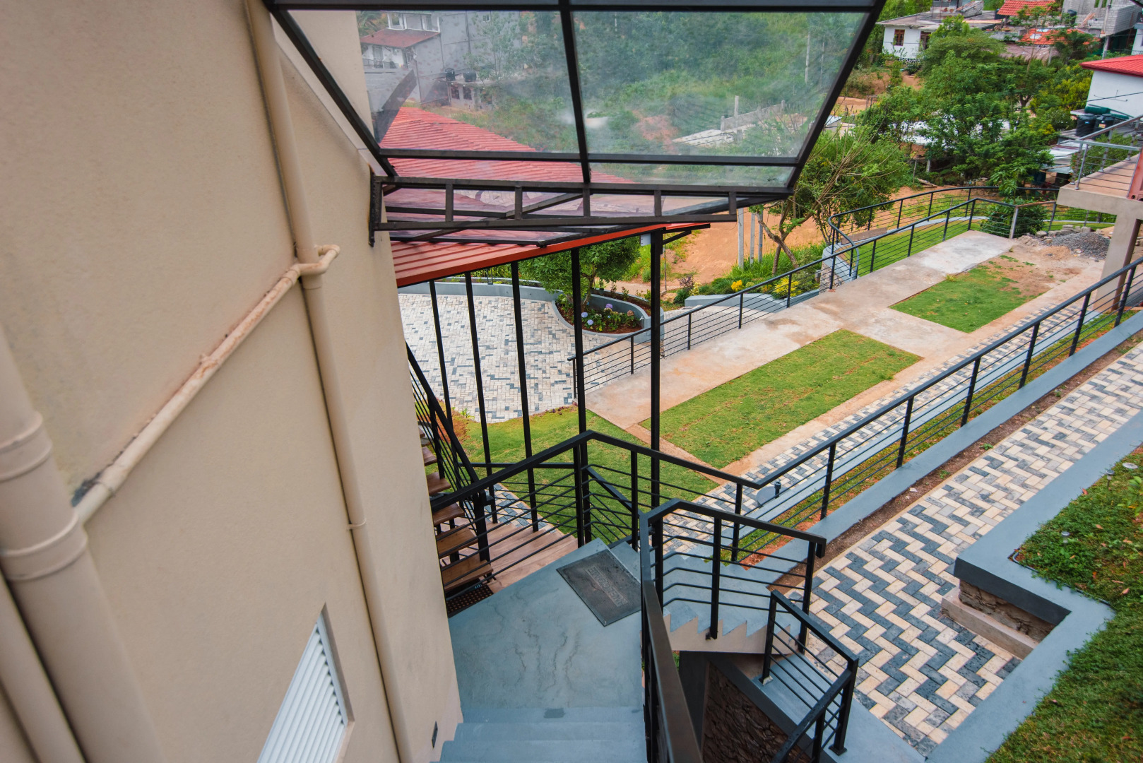 Отель The Cubes Ella