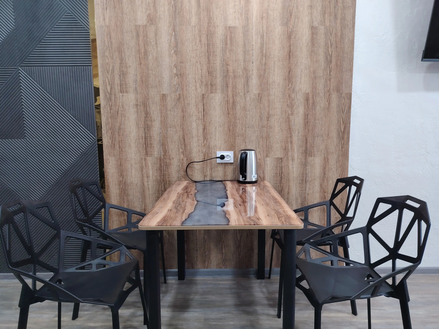 Апартаменты Двухкомнатные Люкс в Центре Абакана